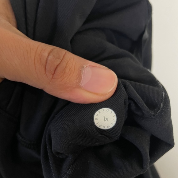 Rare Lululemon Double Day Tight - Picture 10 of 10